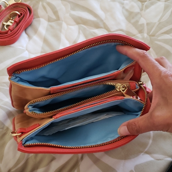 Purse - Picture 3 of 4